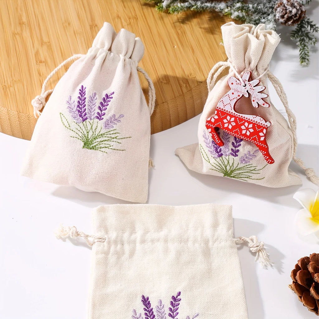 Kit Saquinhos de Lavanda com Cordão – Casamento e Eventos