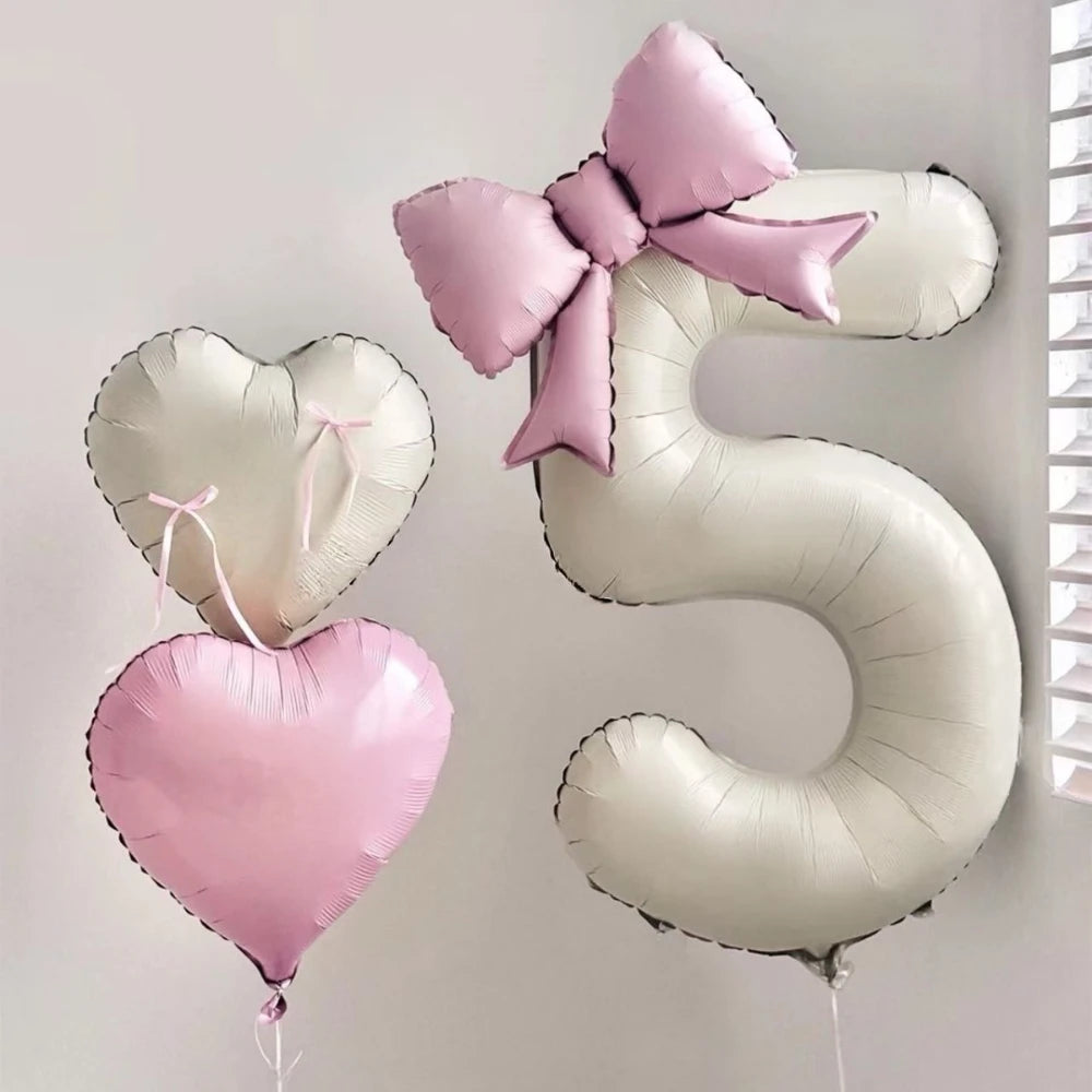 Balão de número com laço