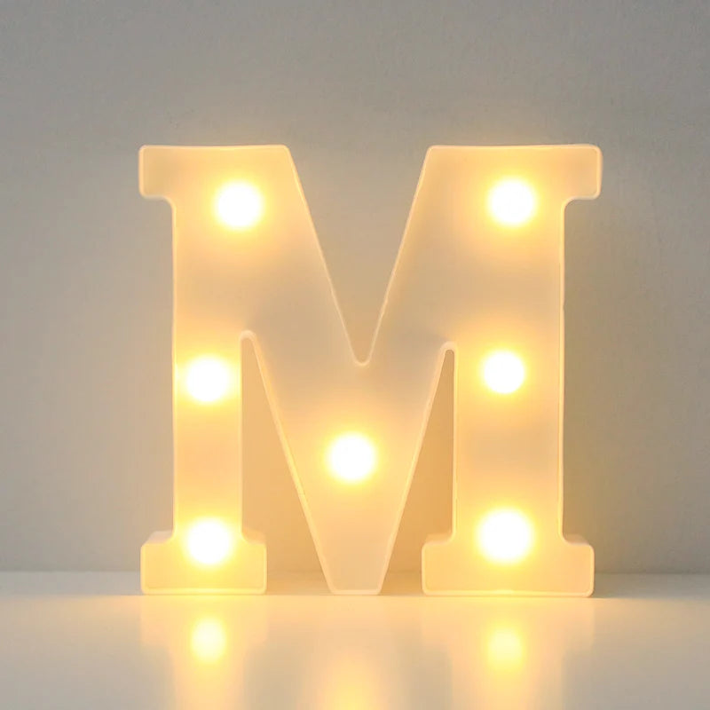 Letras e Números de LED (16cm) – Luminária Decorativa