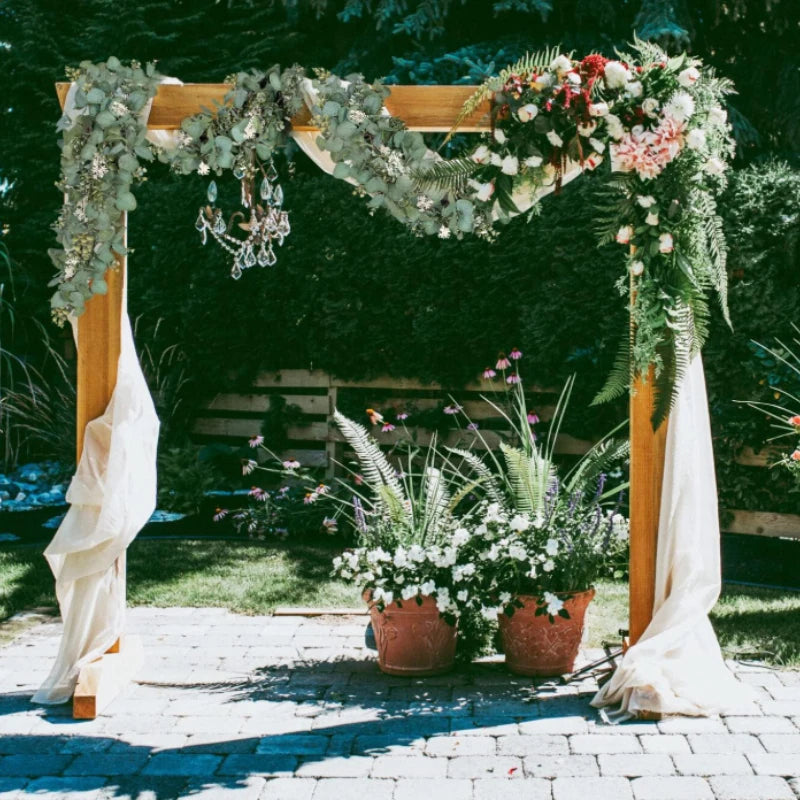 Decoração Eucalipto com Flores Brancas (180 cm)